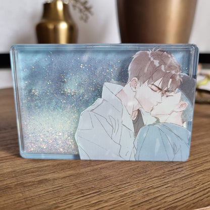 Acrylblock mit Wasser und Glitzer - Couple Lin Hang & Qiu Tian